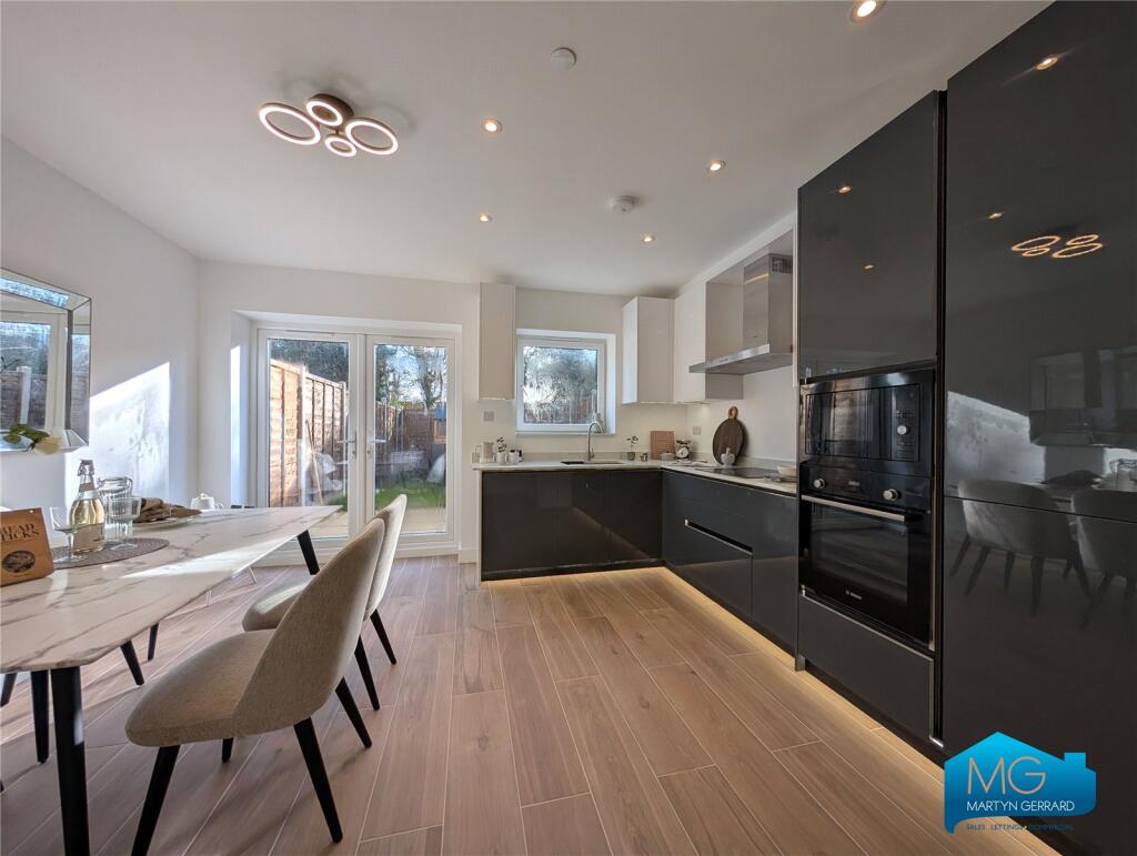 Main image of property: Dudley Road, London, N3