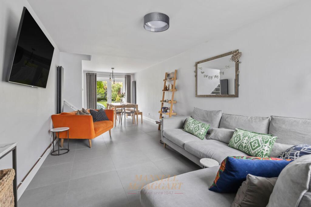House in Crawley, Worth - View 2