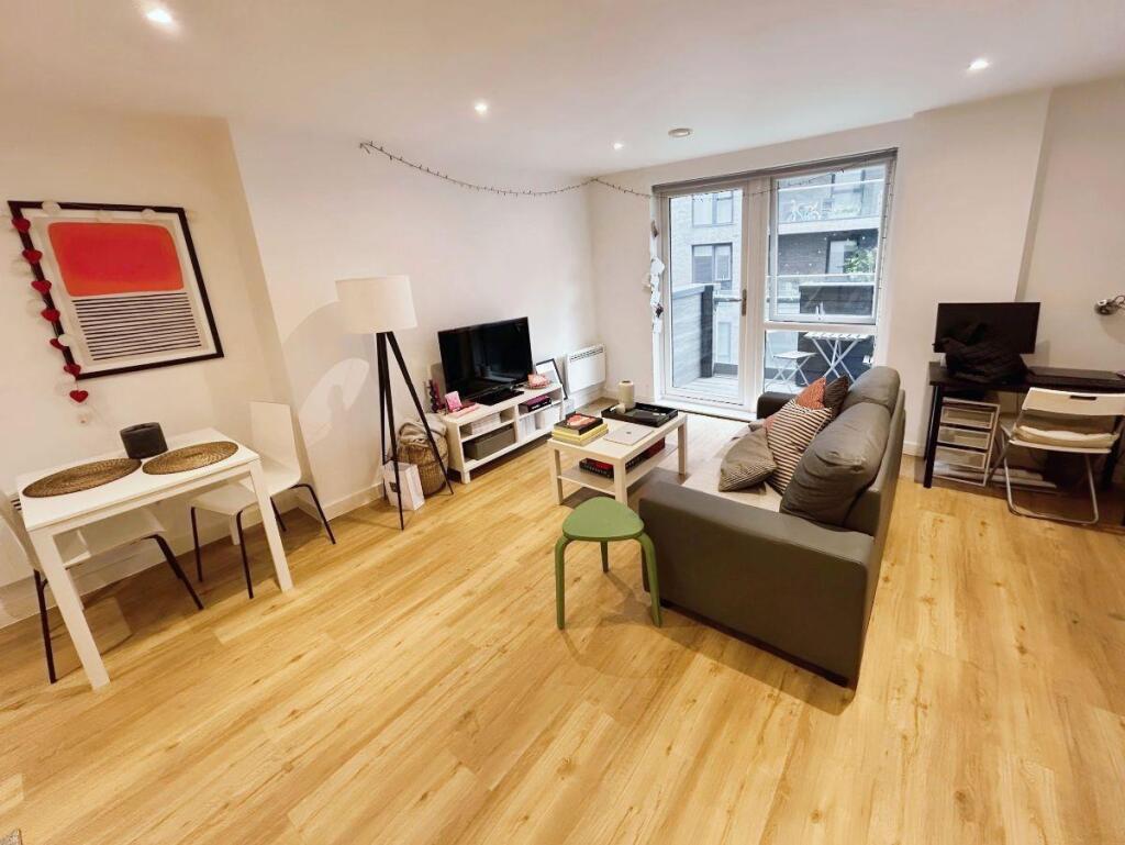 Main image of property: X1 Plaza, Every Street, Manchester