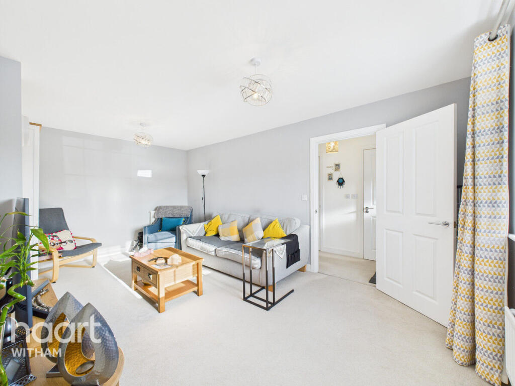 4-bed terraced on Flemming Way, Witham, £400,000