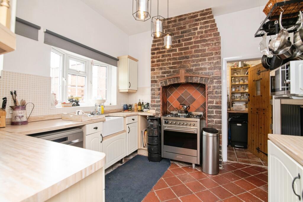 Beecher Road, Halesowen, B63 photo 5