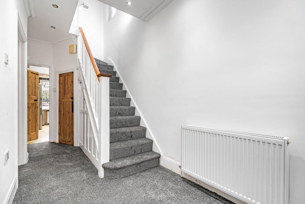House in London, Greenhill, Wealdstone - View 5