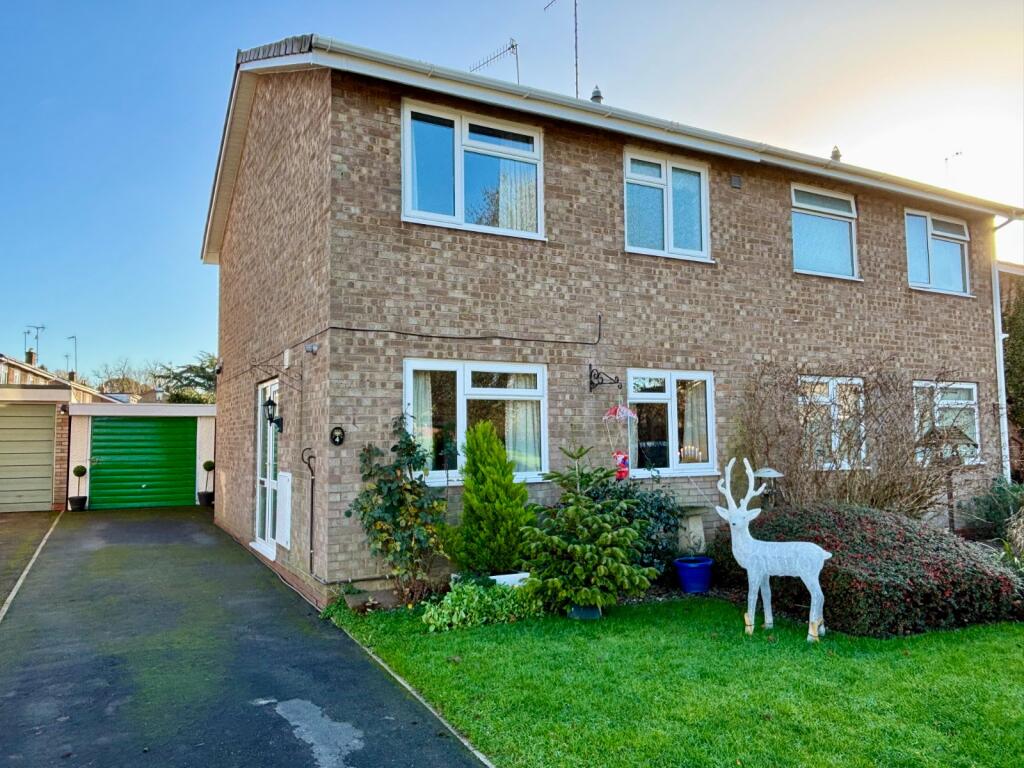 Main image of property: Garrard Close, Salford Priors, Evesham, WR11