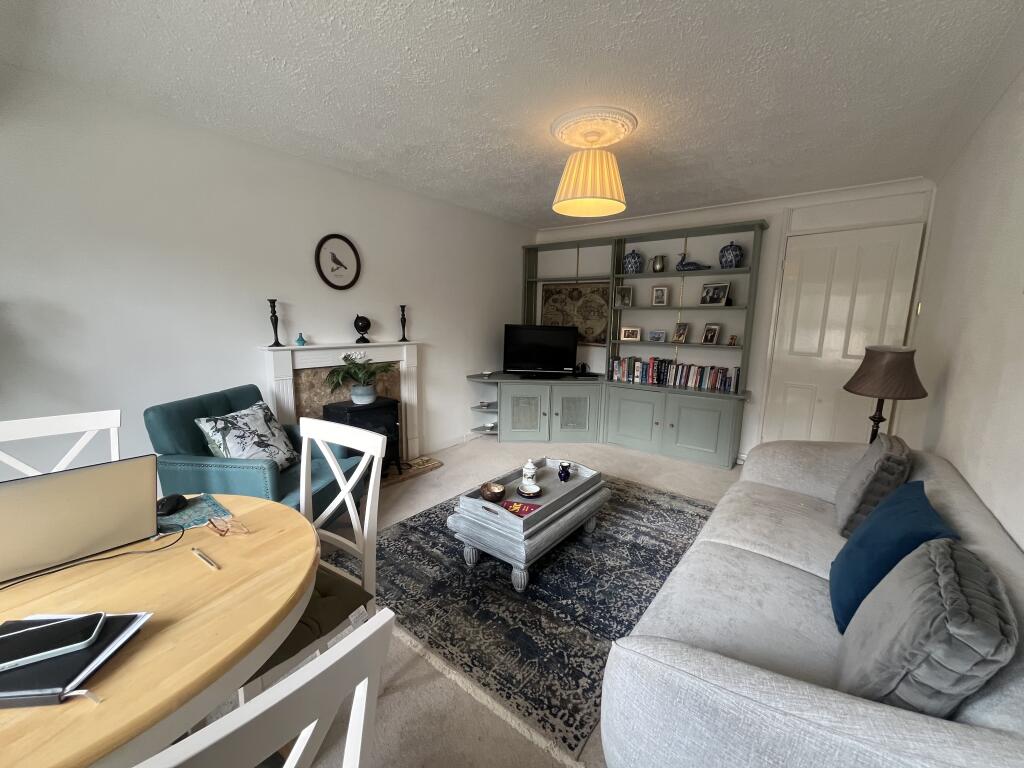 Apartment in Swindon - View 3