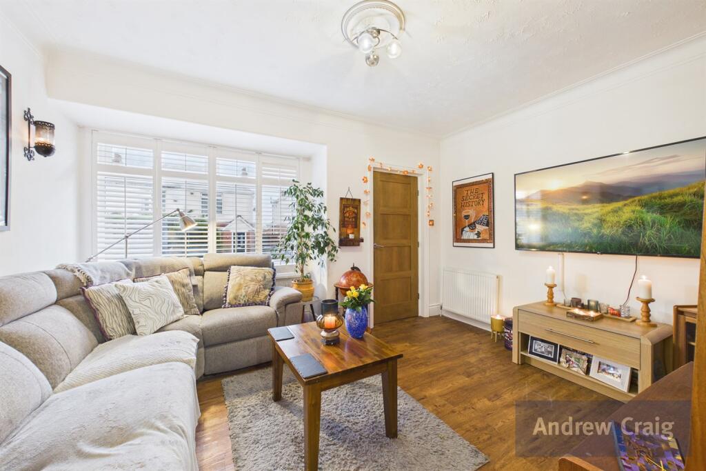 Bellfield Avenue, Fawdon photo 2