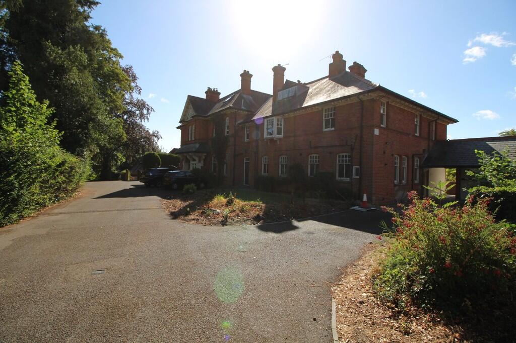 Main image of property: 3 Firfield