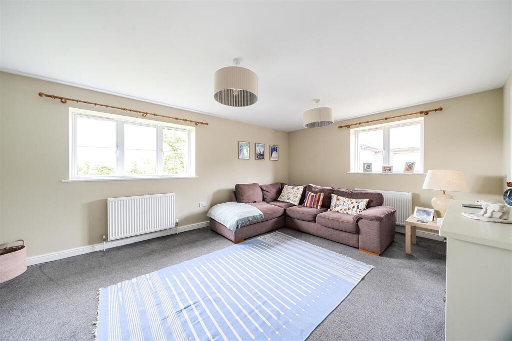 House in Dorchester, Manston - View 5