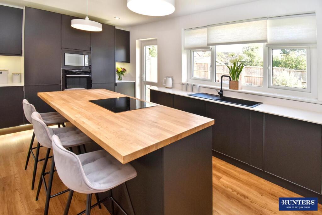 House in Blaby, Croft - View 3