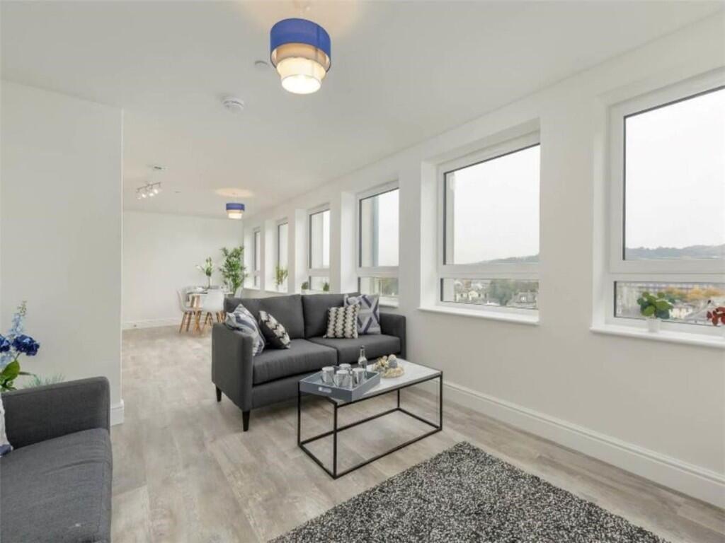 Main image of property: - Embankment West - Elfin Square, Edinburgh, EH11