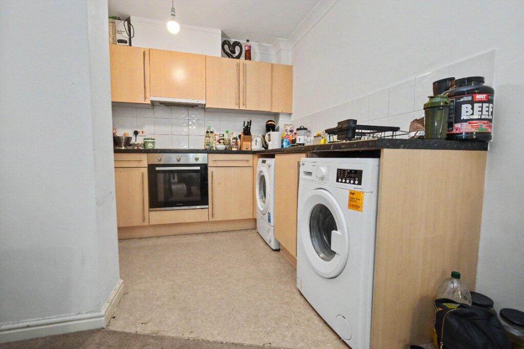 Apartment in Wakefield, Primose Hill, Eastmoor - View 4