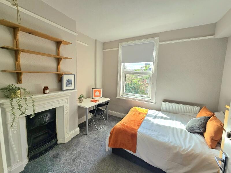 Main image of property: Estcourt Terrace, Headingley, Leeds