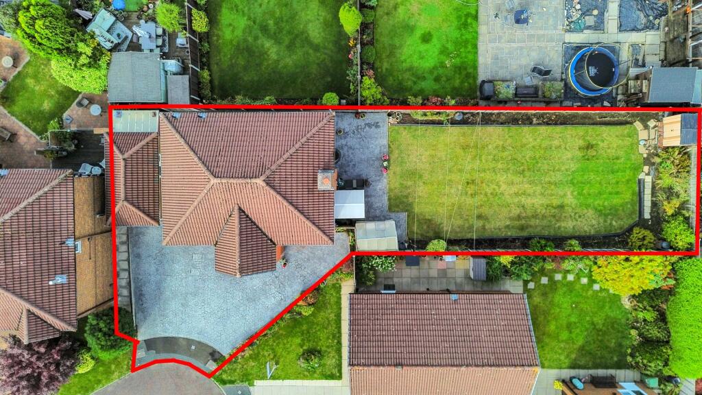 House in Warrington, Martinscroft, Woolston - View 2