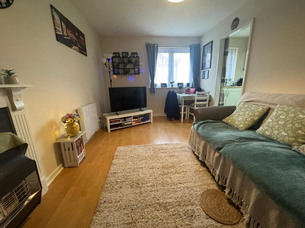 33 Trinity Court, Hull, HU1 2NB - View 2
