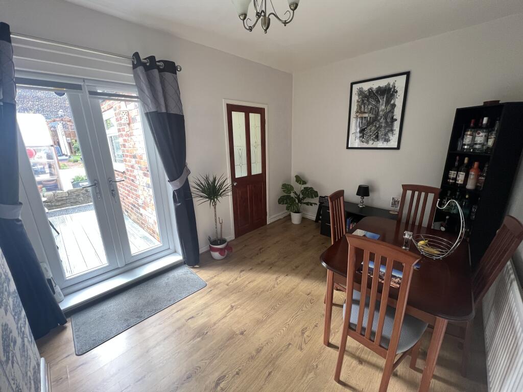 , Broadstone Road, Reddish photo 3