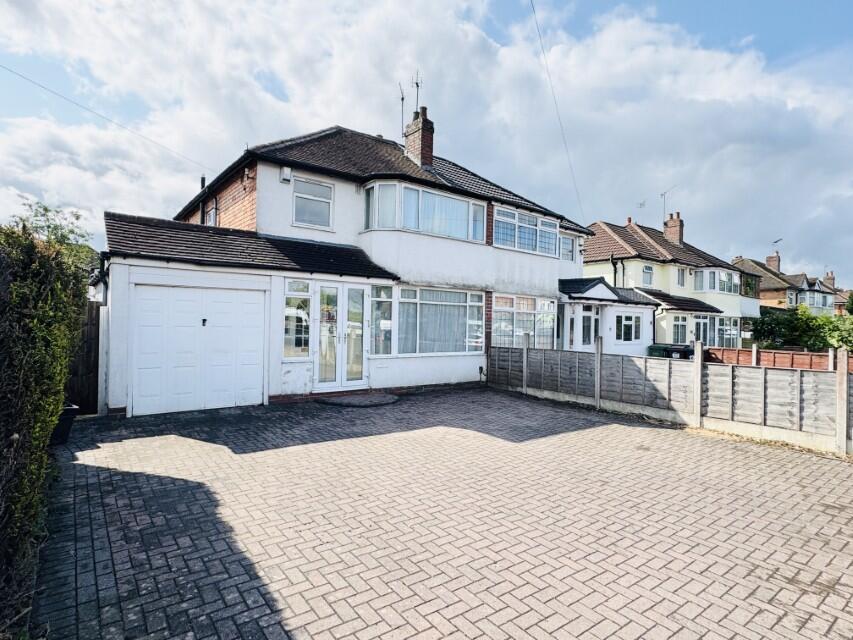 Main image of property: Haslucks Green Road, Shirley, Solihull, B90