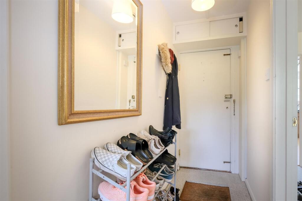 Apartment in Bath - View 4