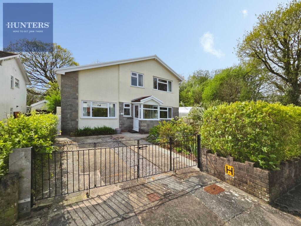 House in Pencoed, Hendre - View 2