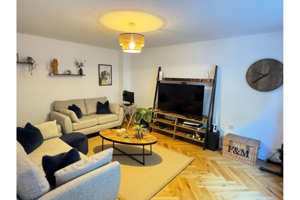 Hawthorn Way, Birmingham, B38 photo 3