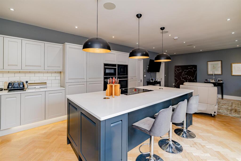 House in Shrewsbury, Shropshire - View 5