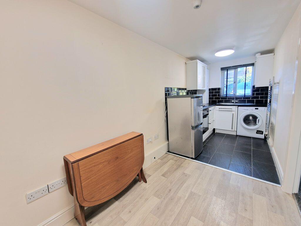 Apartment in Stockport - View 5