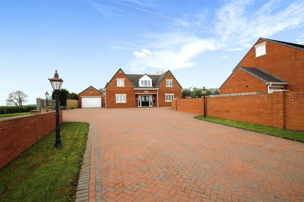 4-bed detached on South Road, High Etherley, Bishop Auckland, Co Durham, DL14, £550,000