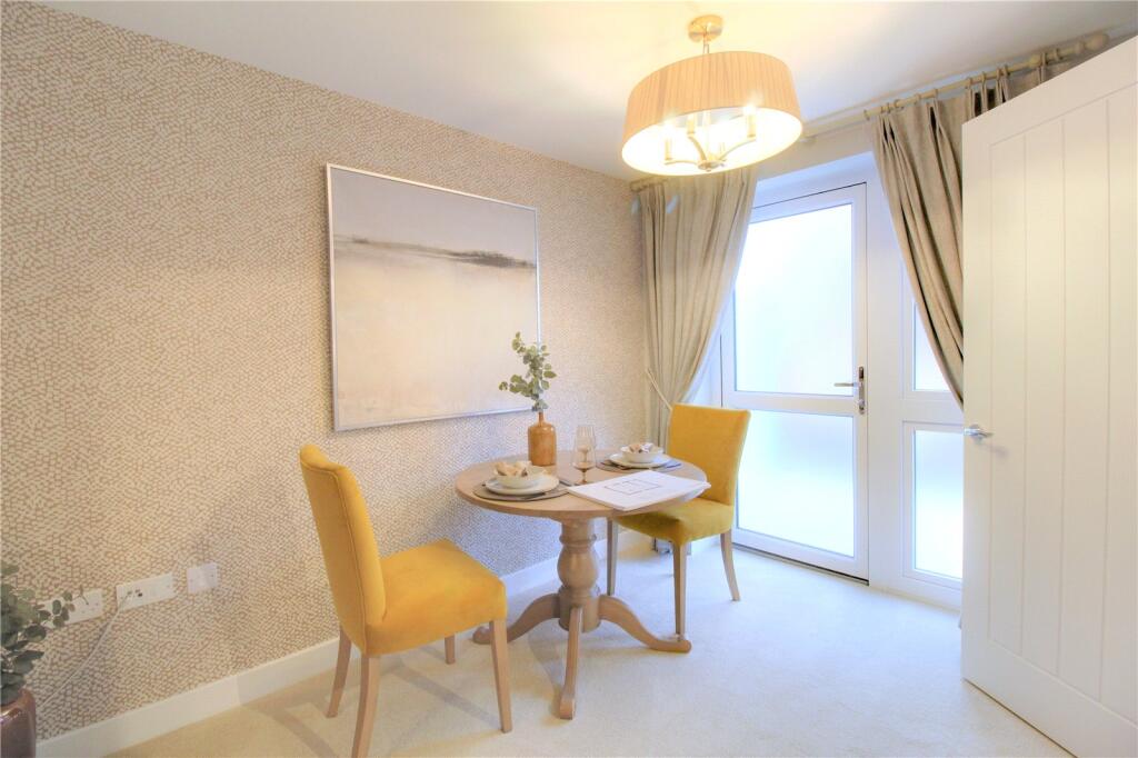Station Road, Hook, Hamshire, RG27 - View 3