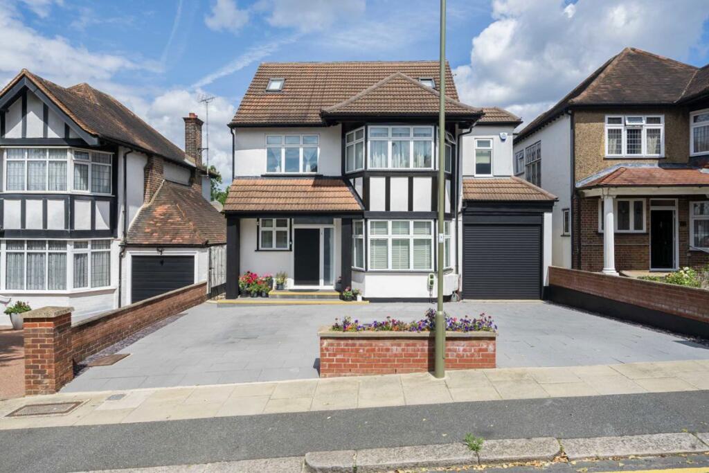 Main image of property: Edgeworth Crescent, London