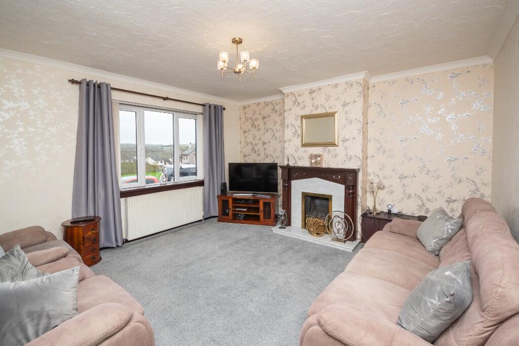 3 Auchincloch Drive, FK4 photo 3