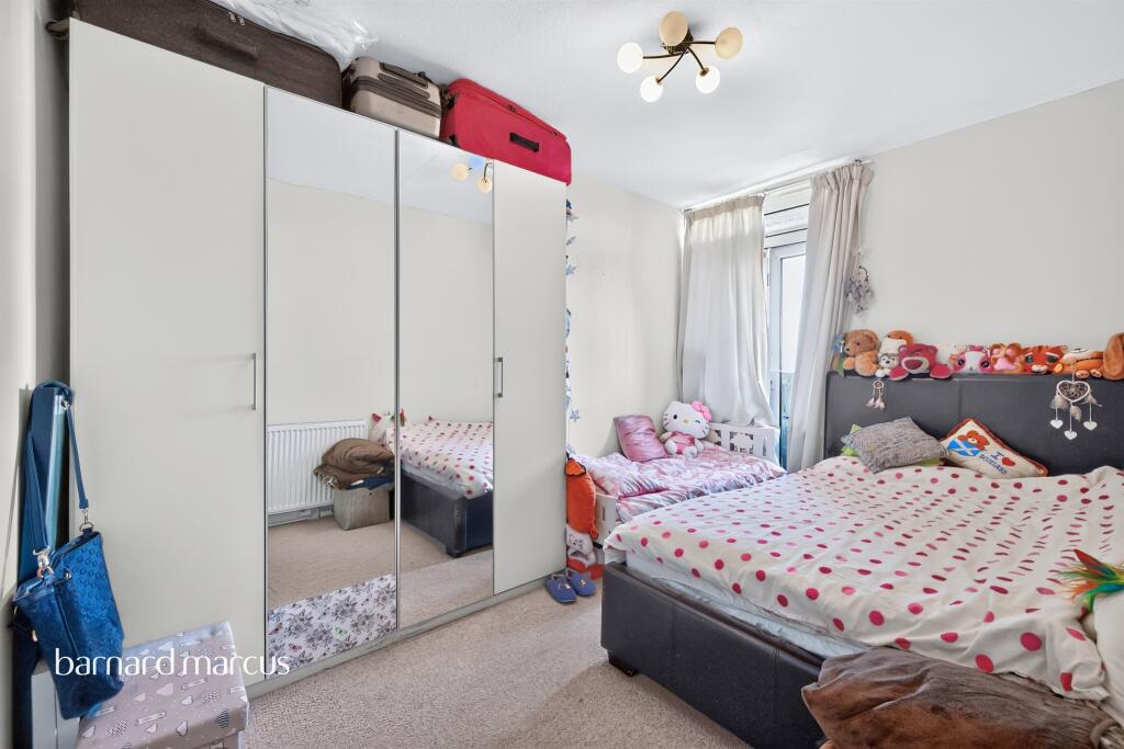 Apartment in London - View 4