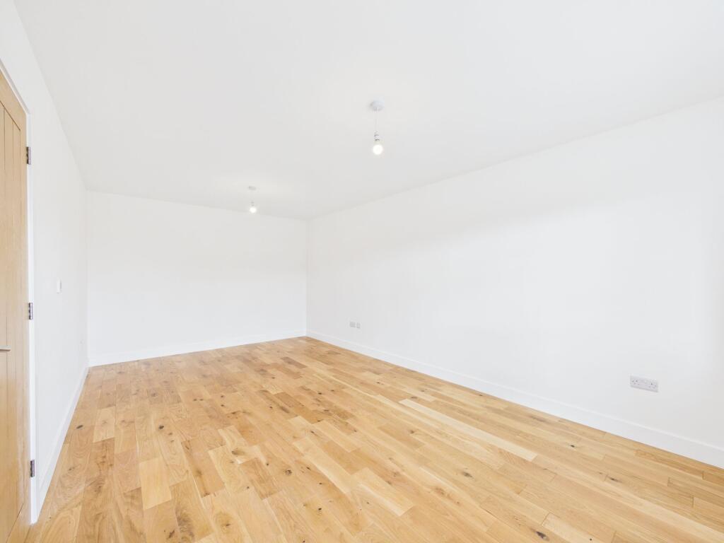 House in Wychavon, Wyre Piddle - More