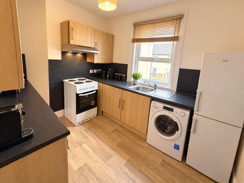 Apartment in Bristol - More