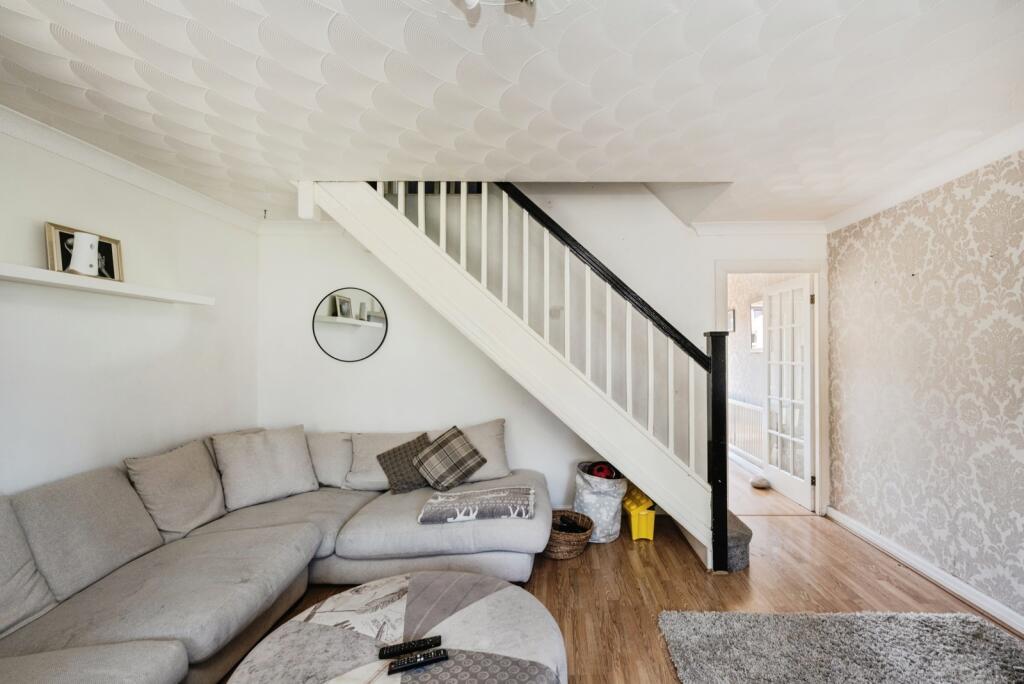 Llys Gwyn Faen, Gorseinon, Swansea, SA4 photo 2