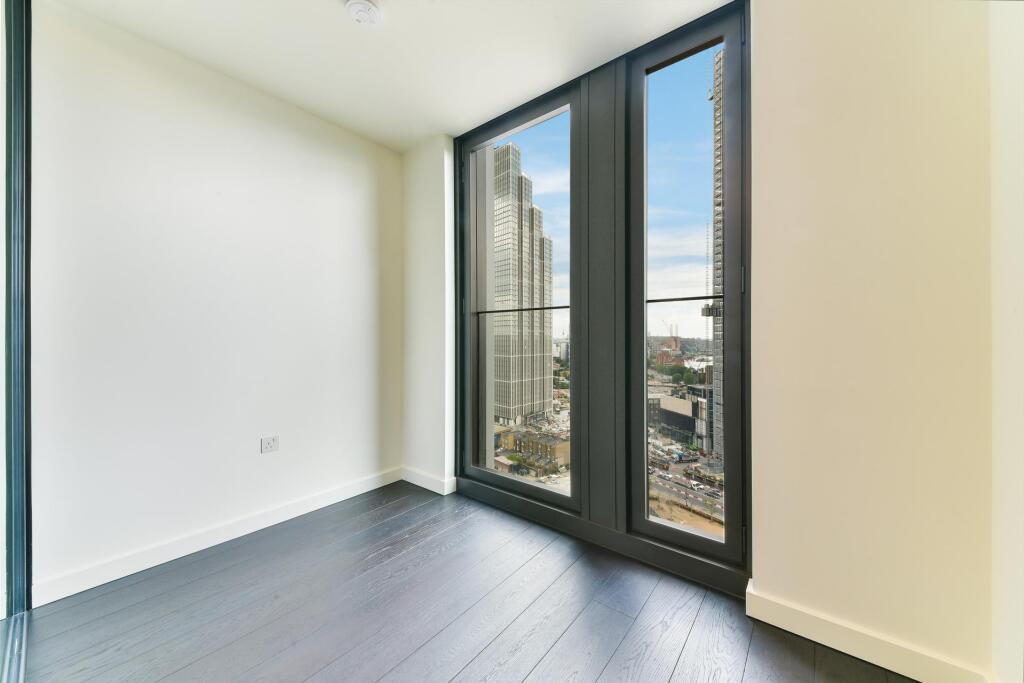 Damac Tower, Bondway photo 3