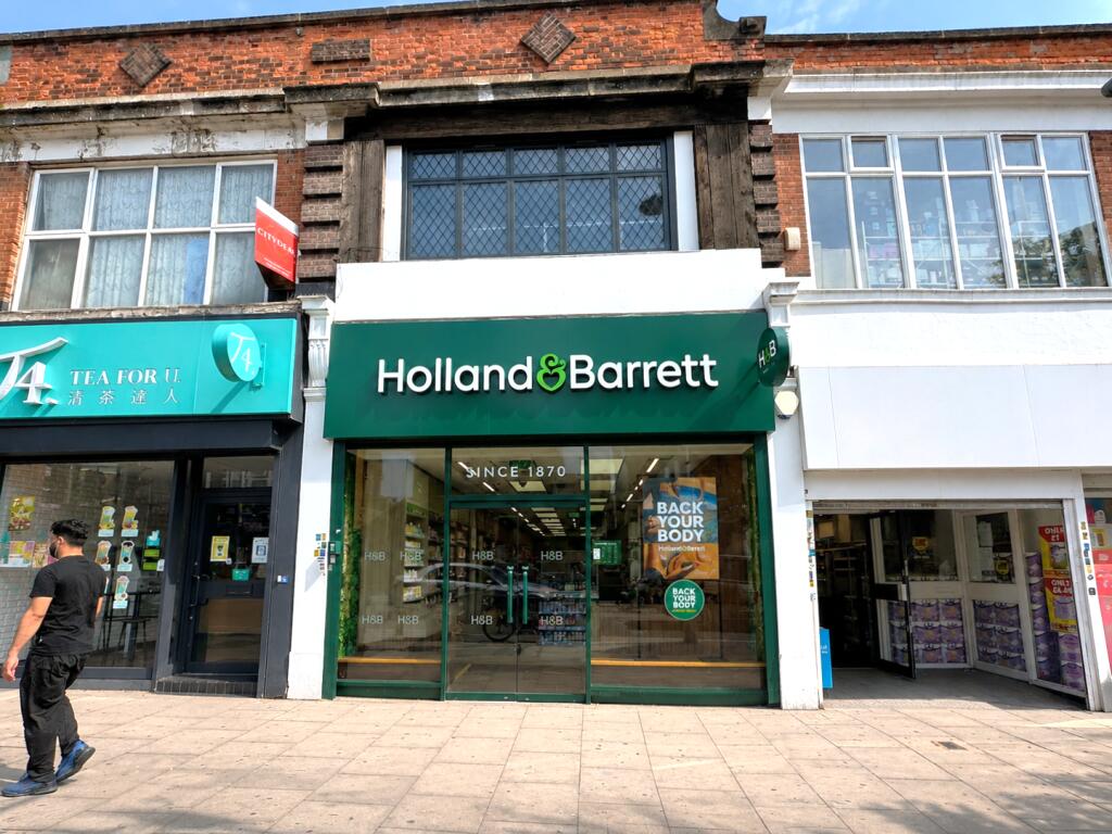 Main image of property: High Street, Acton W3 6QX