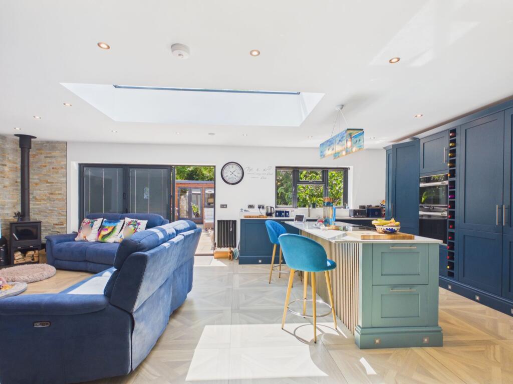 House in Llantwit Major, West Camp - View 2