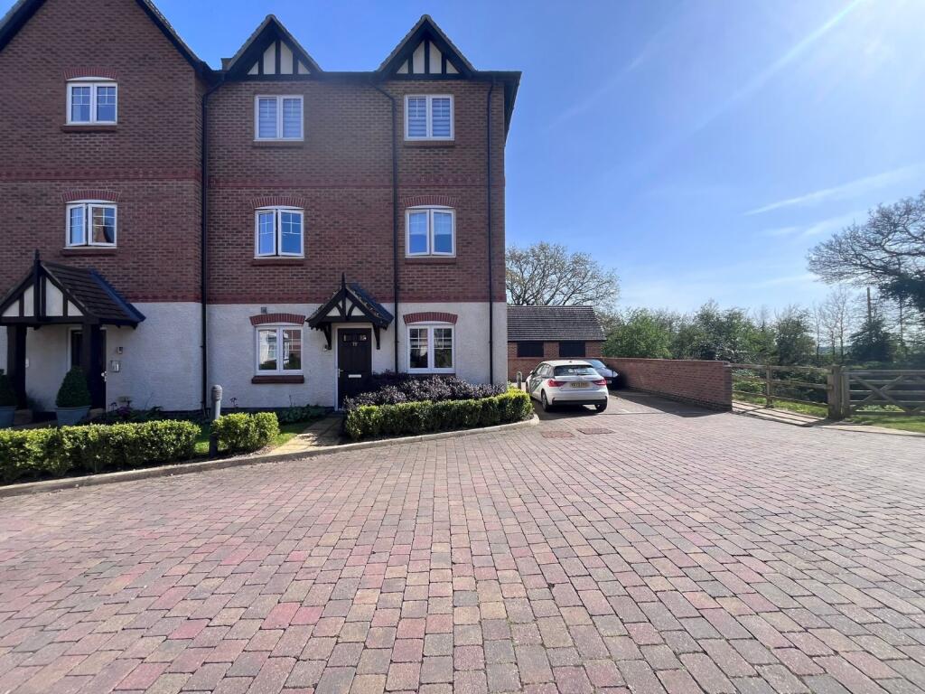 Main image of property: Meer Stones Road, Balsall Common, Coventry, West Midlands, CV7