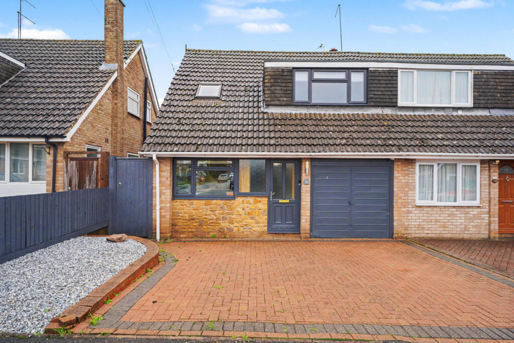 Main image of property: Wantage Close, Hackleton, Northampton, NN7 2AG