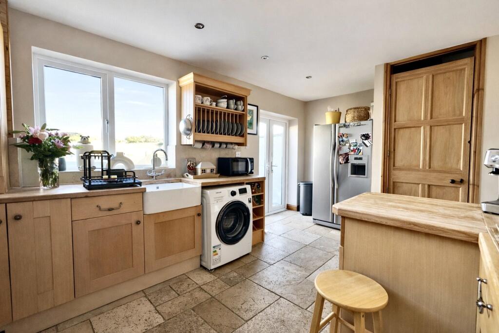 House in Moreton, Liverpool City Region - View 2