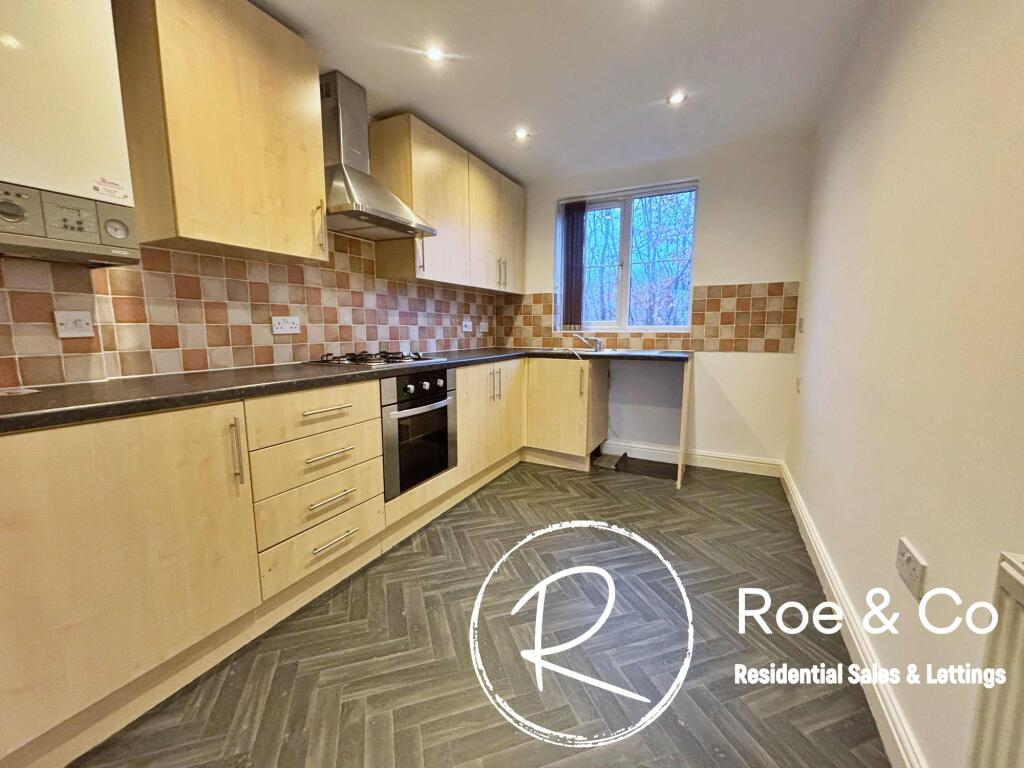 Leigh Road, Westhoughton, BL5 photo 2