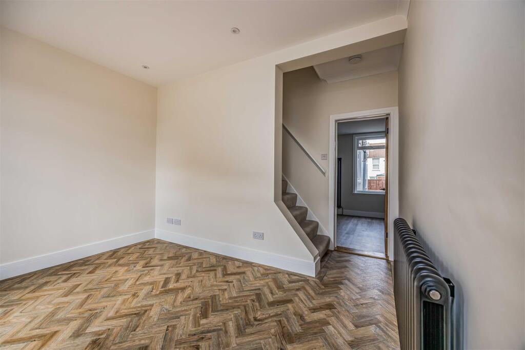 House in Portsmouth, Milton - View 4