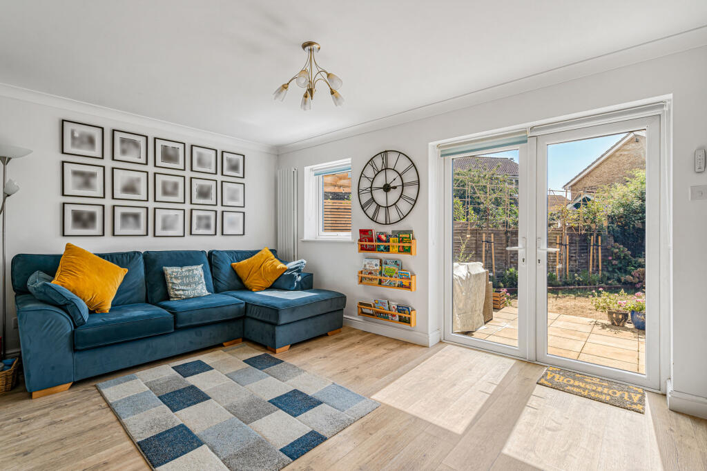 House in Waverley, Bargate Wood, Godalming - View 5