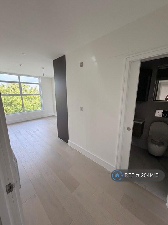 2 bedroom penthouse for rent