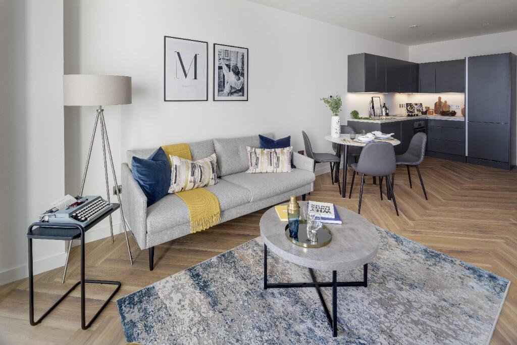 Main image of property: Blue, Media City Uk, Manchester, Greater Manchester, M50