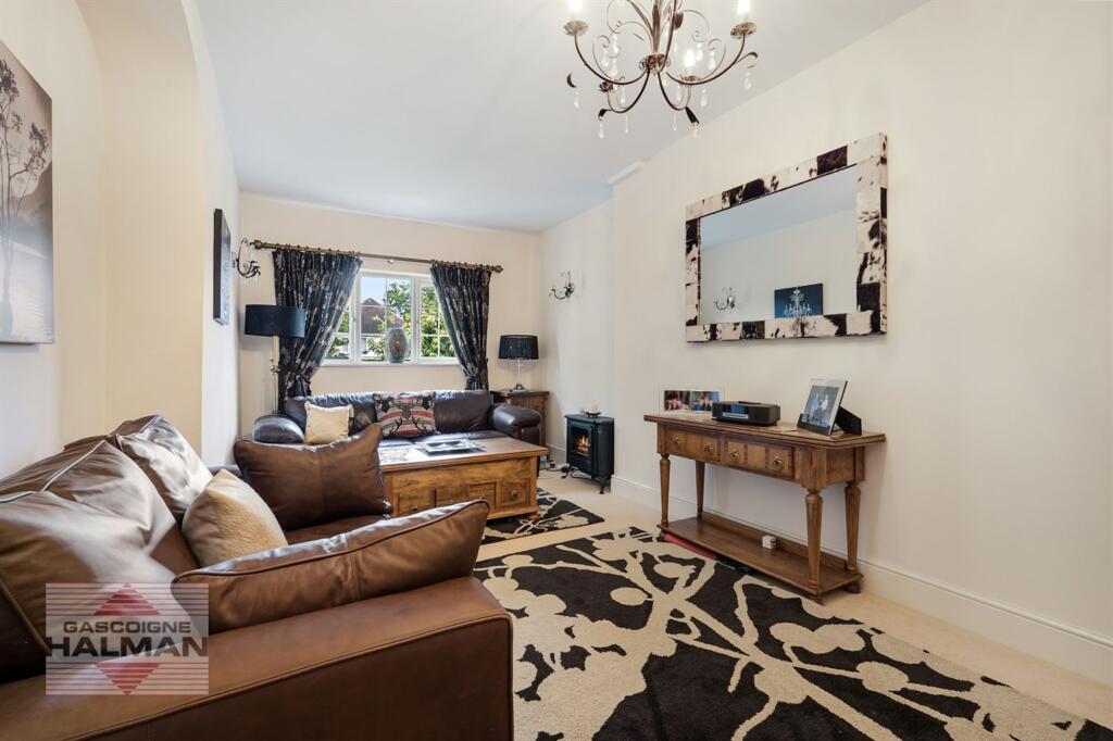 Altrincham Road, Wilmslow, SK9 photo 4