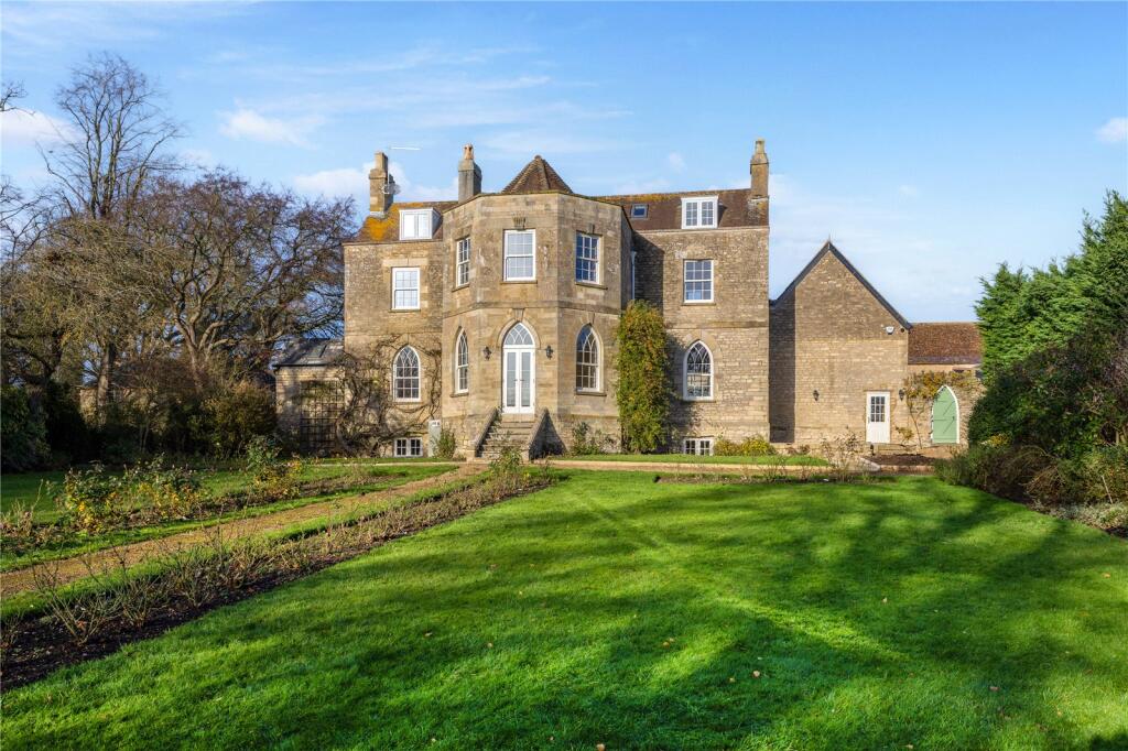 Main image of property: Fences Lane, Tyringham, Newport Pagnell, Buckinghamshire, MK16