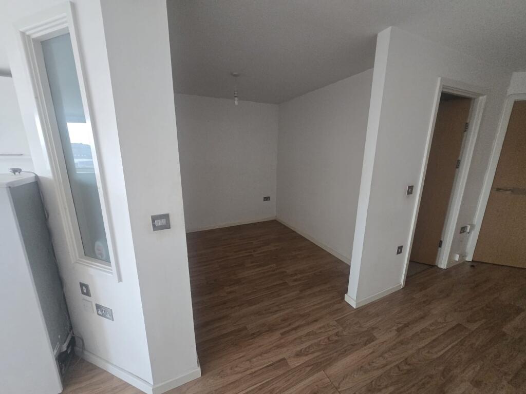 Apartment in Nottingham - View 3