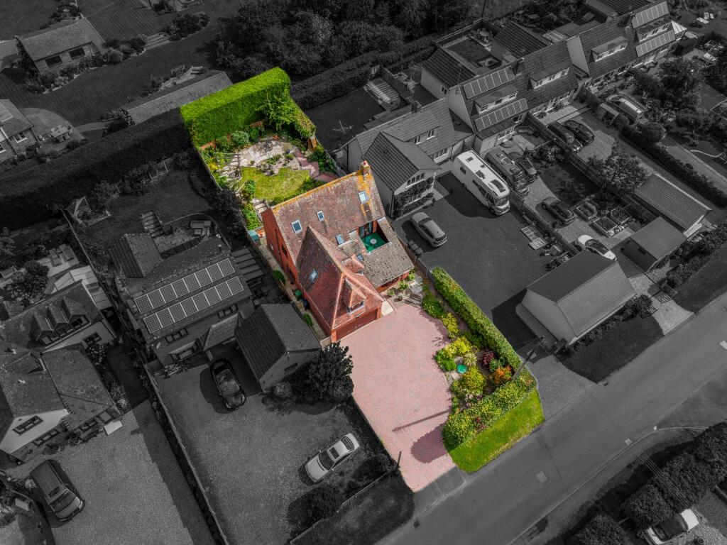 Abberton Road, Bishampton, WR10 photo 4
