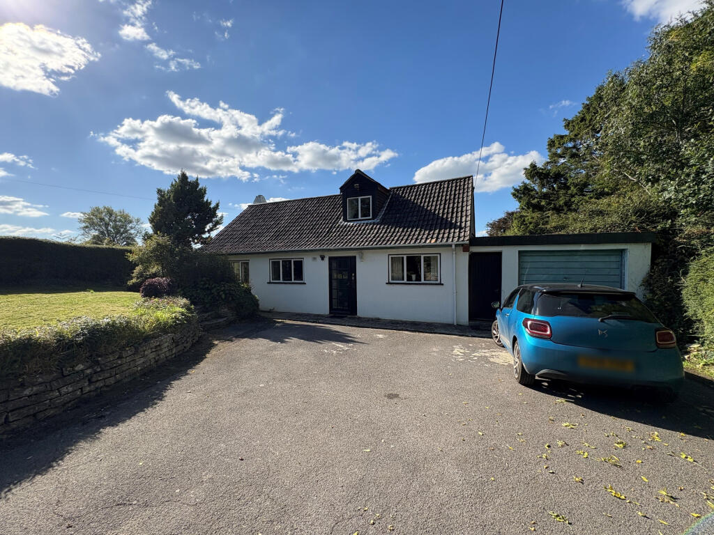 Main image of property: Mudford Hill, Mudford, Yeovil, Somerset, BA21 5SJ