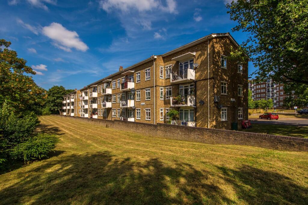 Main image of property: Dulwich Common, East Dulwich, London, SE22