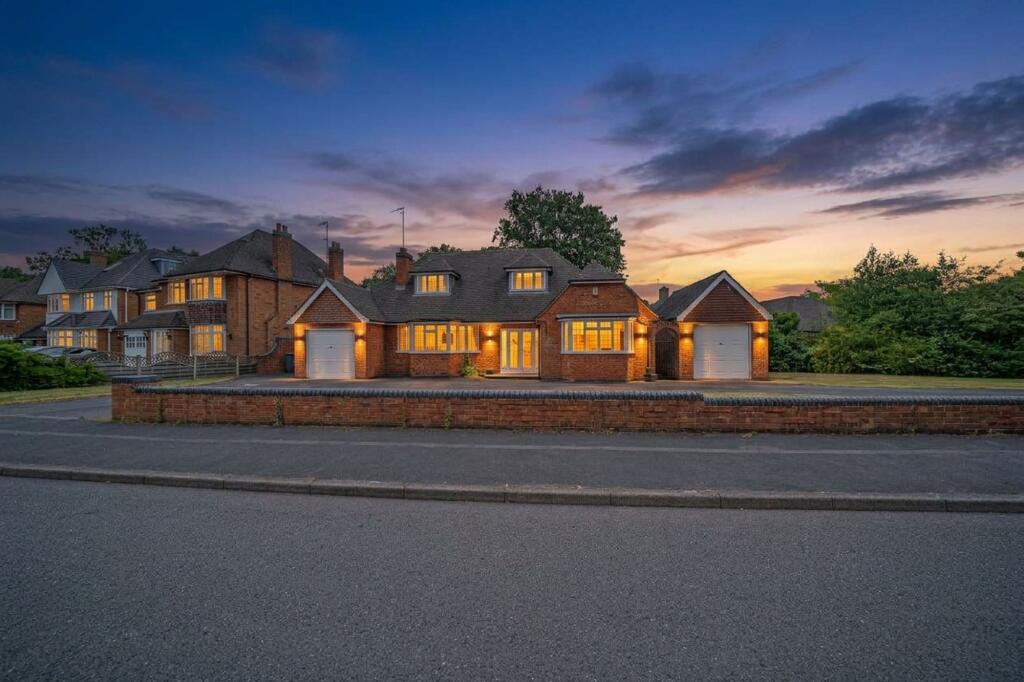 Ashlawn Crescent, Solihull, B91